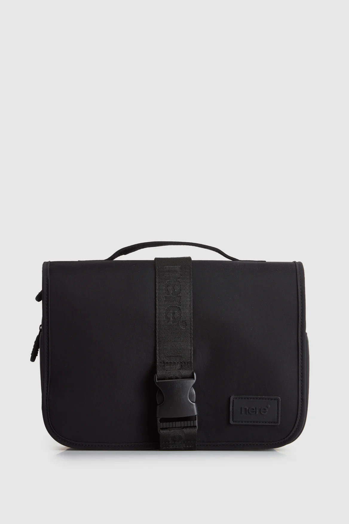 Bondi Hanging Toiletry Case