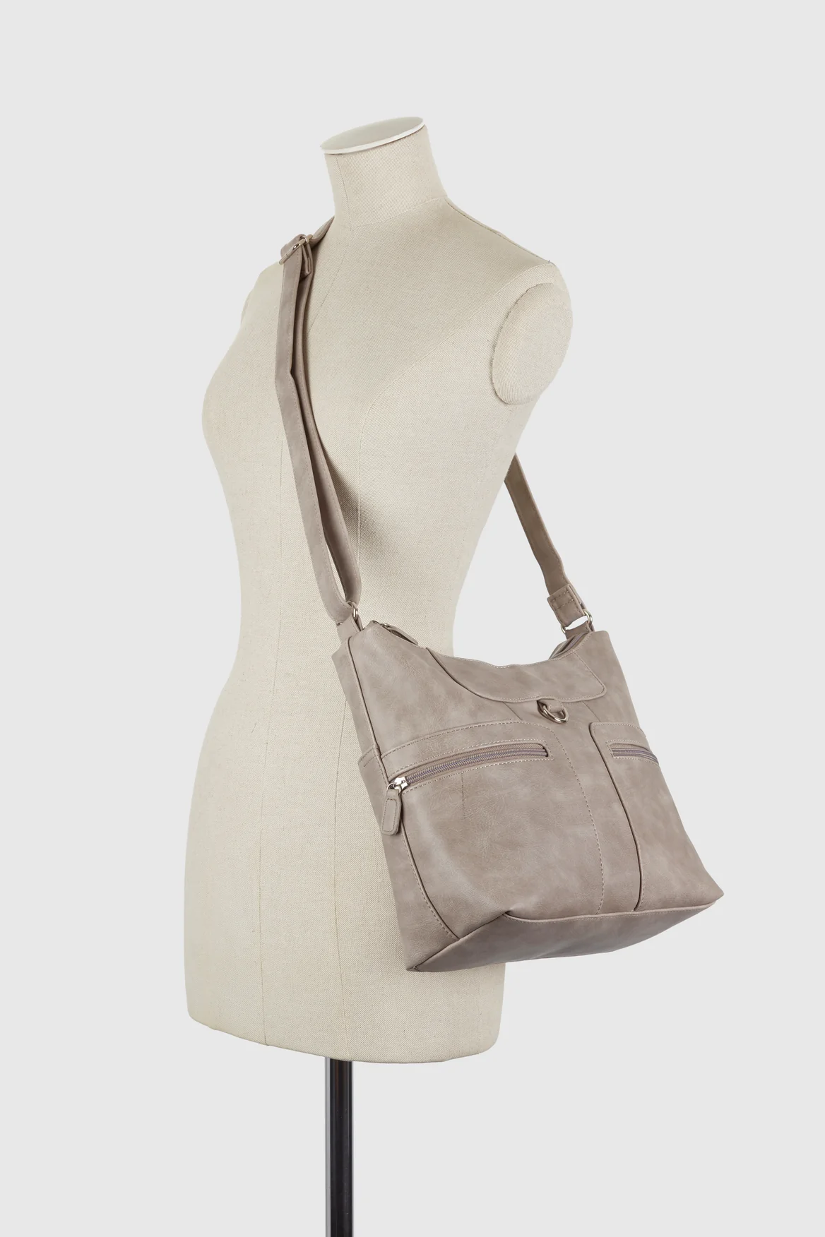 1042-d-ring-large-crossbody-bag-4.webp D Ring Large Crossbody Bag