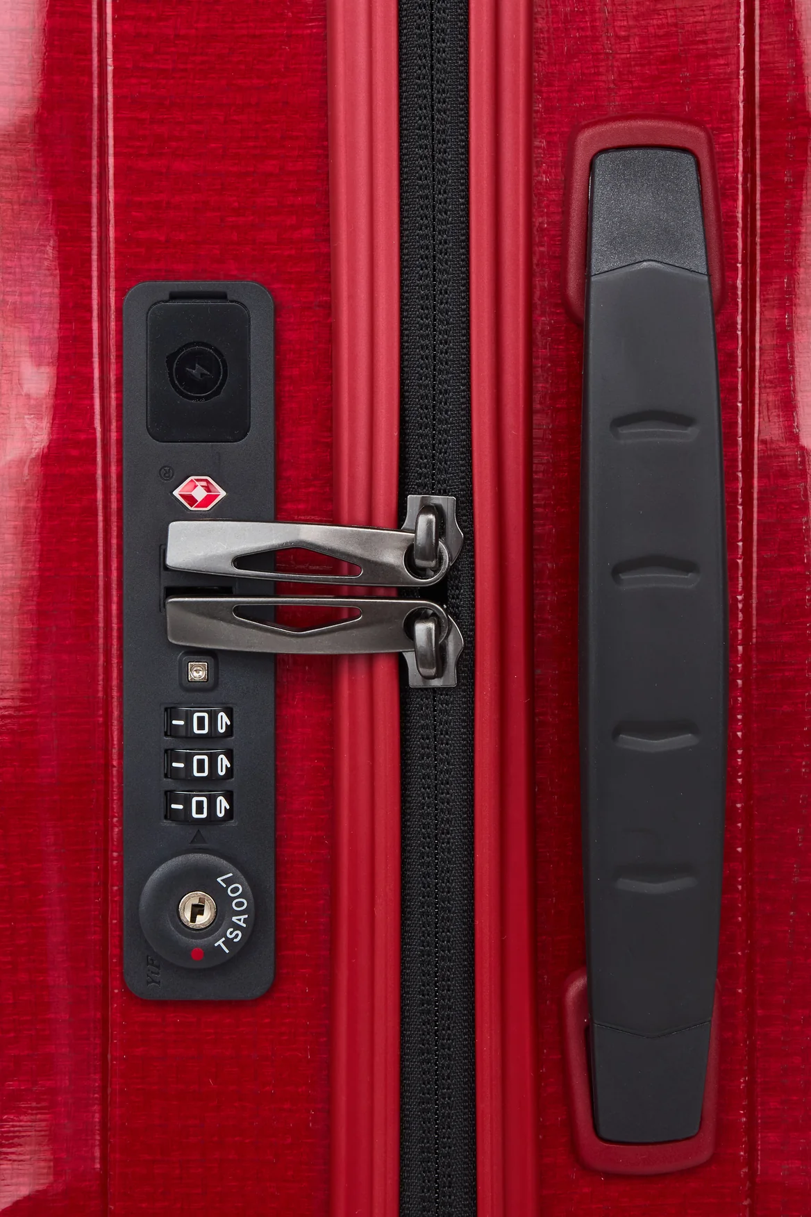 1148-c-lite-carry-on-55cm-suitcase-7.webp C-Lite Carry-On 55cm Suitcase