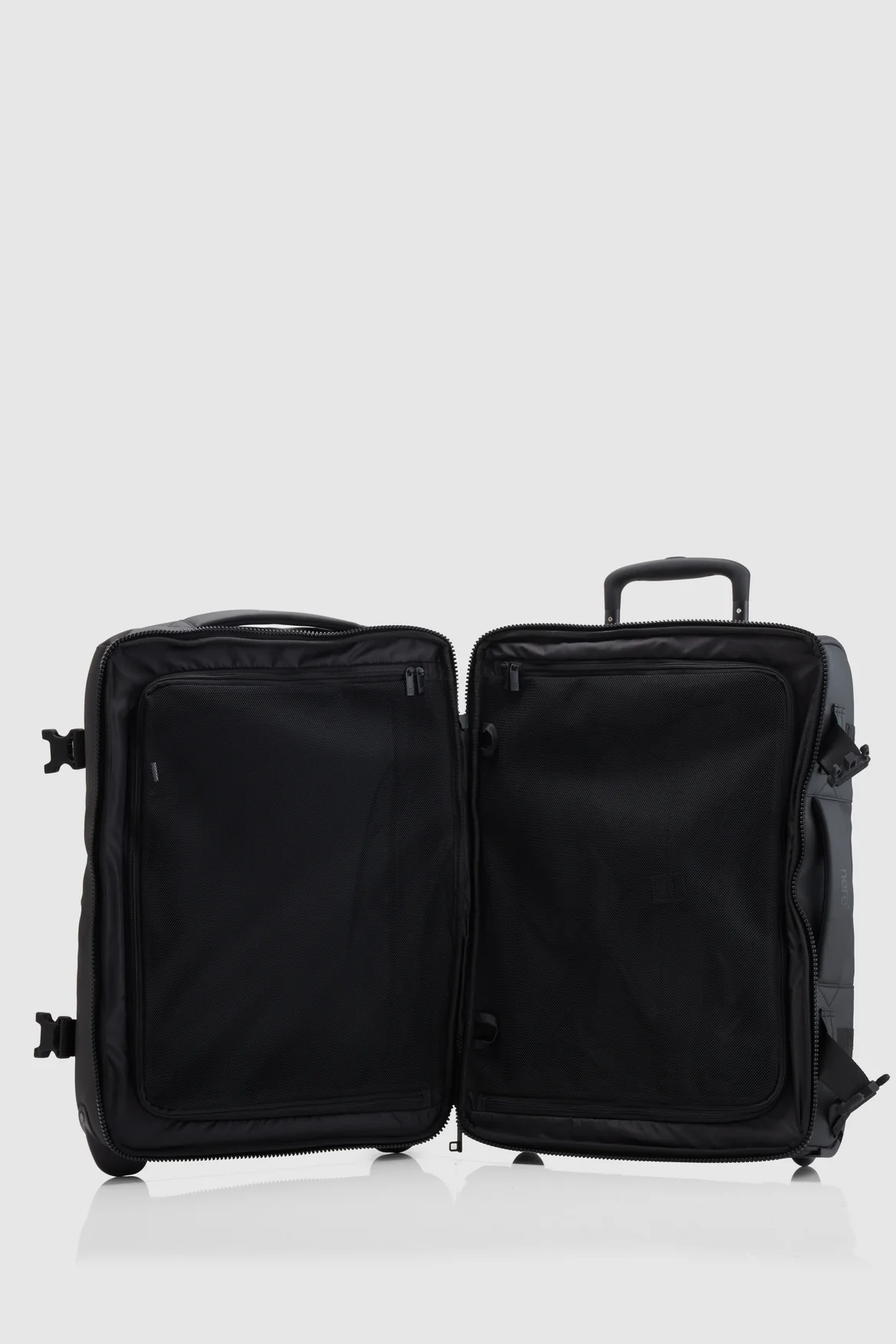 1158-newtown-carry-on-55cm-wheelbag-4.webp Newtown Carry-On 55cm Wheelbag