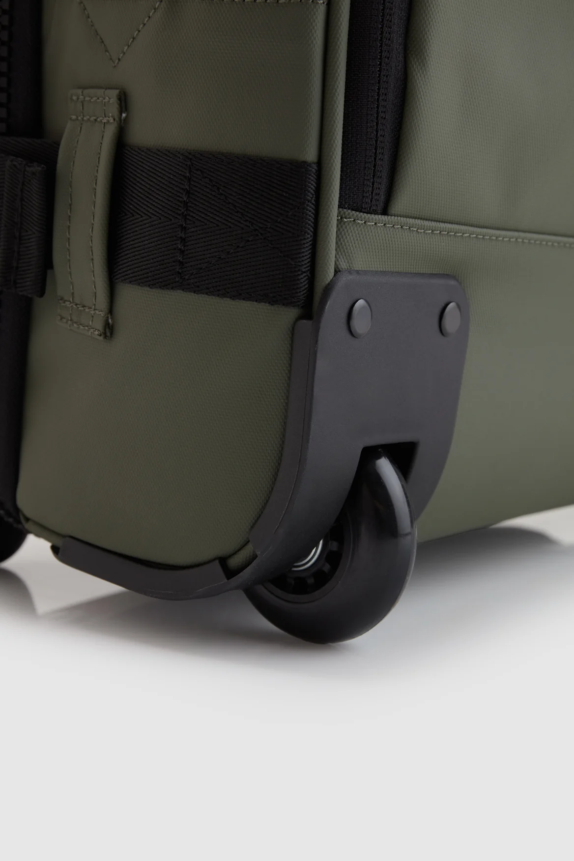 1159-newtown-carry-on-55cm-wheelbag-8.webp Newtown Carry-On 55cm Wheelbag