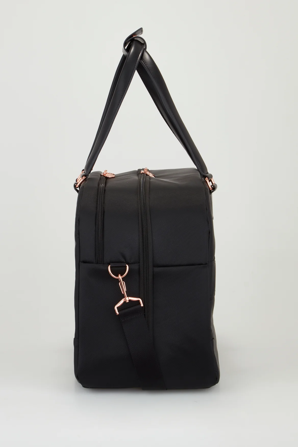 1160-twill-24-hour-bag-2.webp Twill 24 Hour Bag