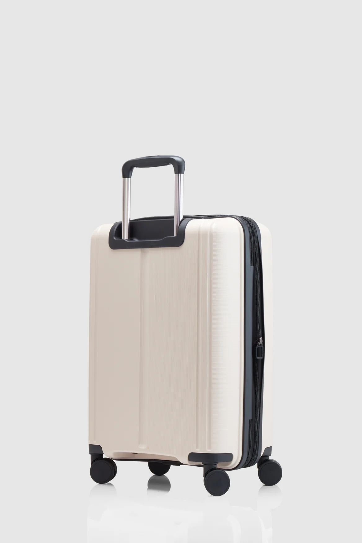 1176-birch-carry-on-55cm-suitcase-5.webp Birch Carry-On 55cm Suitcase