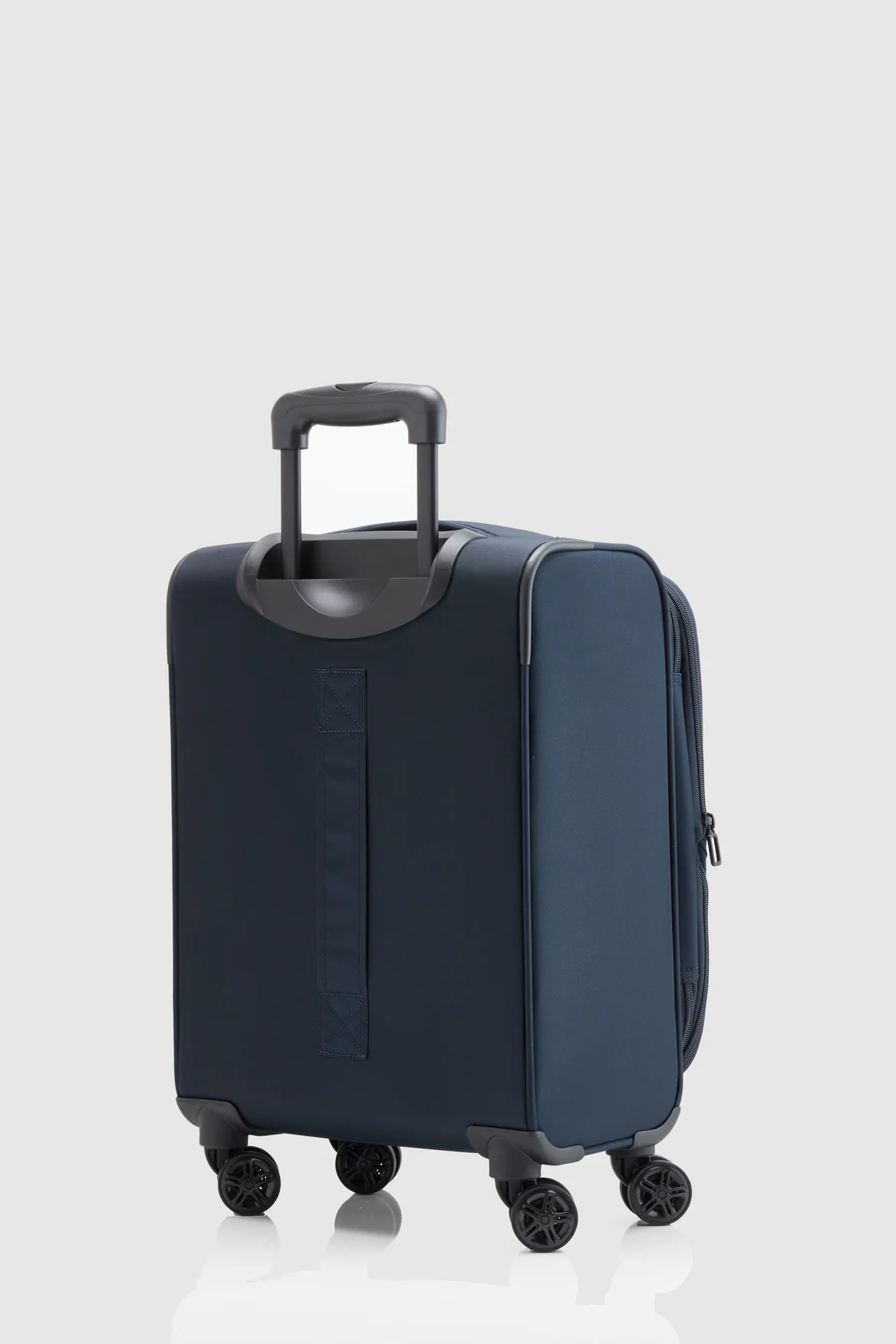 1186-cypress-carry-on-56cm-suitcase-5.webp Cypress Carry-On 56cm Suitcase