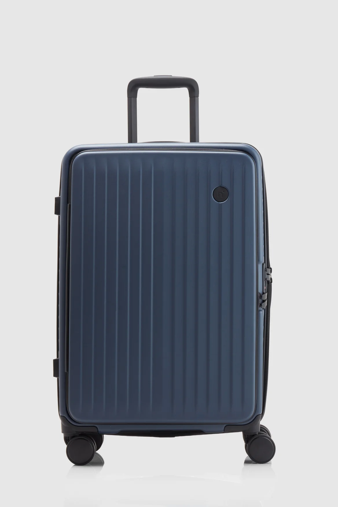 1197-venture-dual-open-3pc-suitcase-set-4.webp Venture Dual Open 3pc Suitcase Set