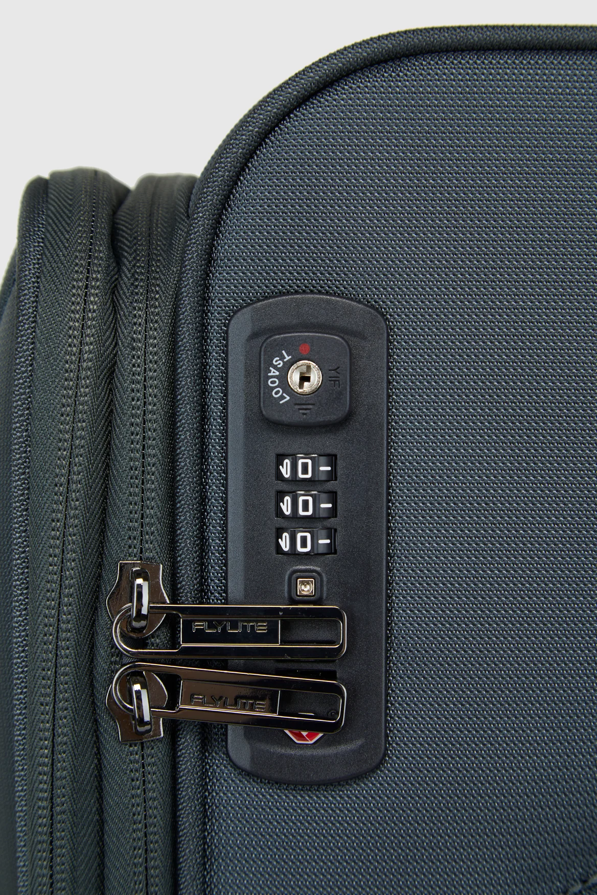 1223-spin-air-4-72cm-suitcase-7.webp Spin Air 4 72cm Suitcase
