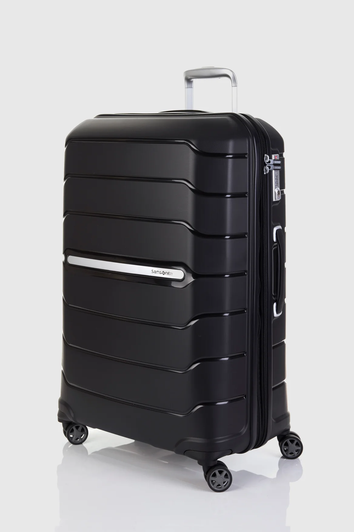 Oc2lite Check-In 75cm Suitcase