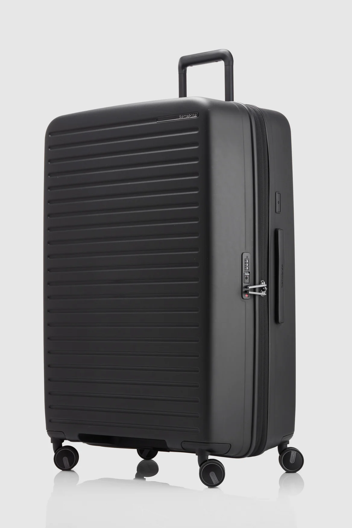 Restackd 81cm Suitcase