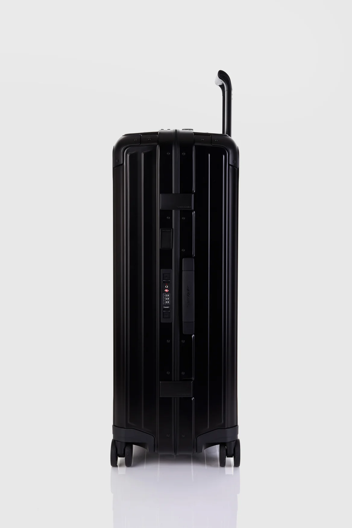 1258-lite-box-alu-76cm-suitcase-2.webp Lite Box ALU 76cm Suitcase