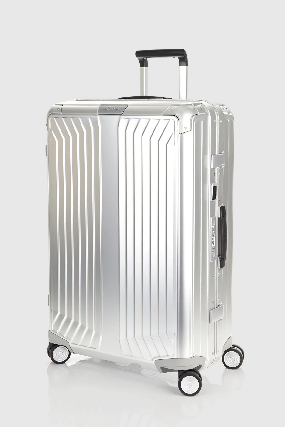 1287-lite-box-alu-76cm-suitcase-1.webp Lite Box ALU 76cm Suitcase