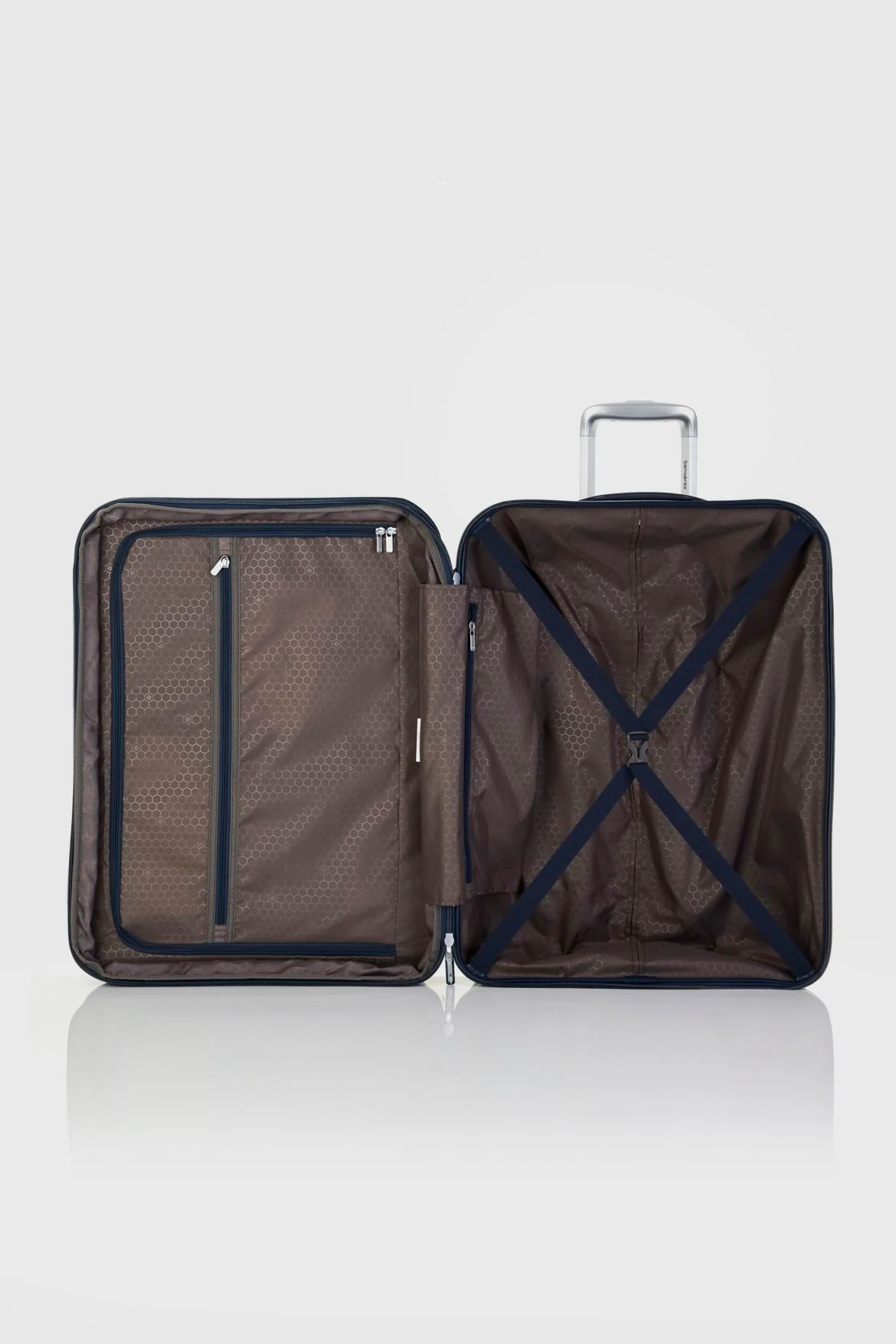 1289-oc2lite-check-in-68cm-suitcase-3.webp Oc2lite Check-In 68cm Suitcase