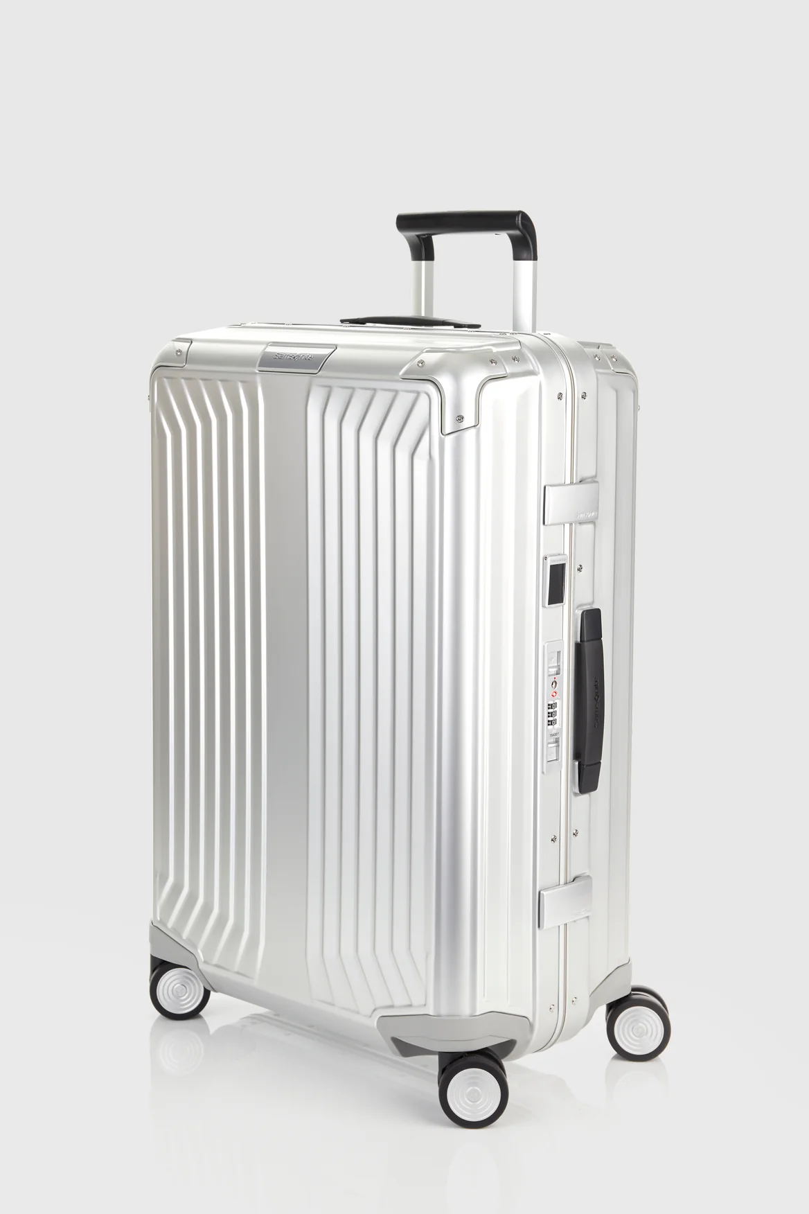 1293-lite-box-alu-69cm-suitcase-1.webp Lite Box ALU 69cm Suitcase