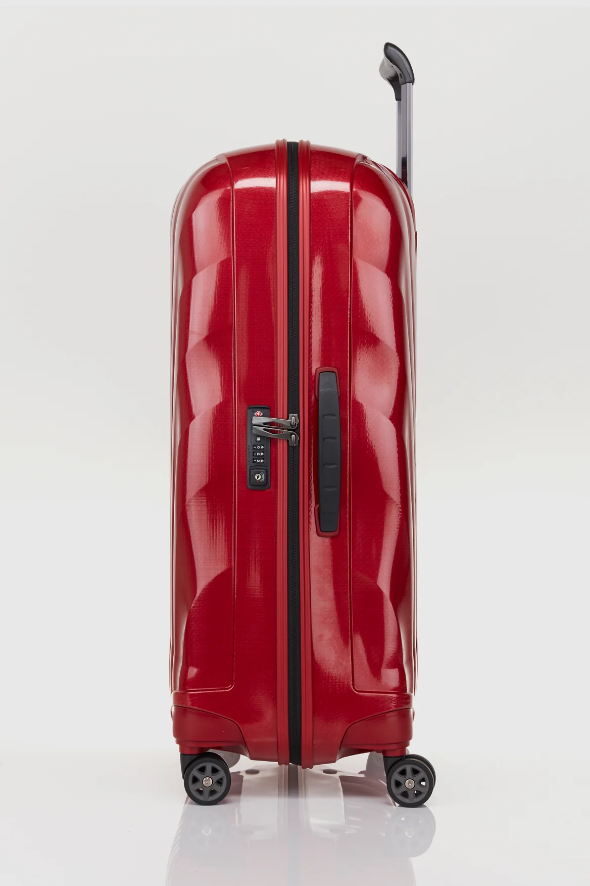1302-c-lite-check-in-75cm-suitcase-2.webp C-Lite Check-In 75cm Suitcase