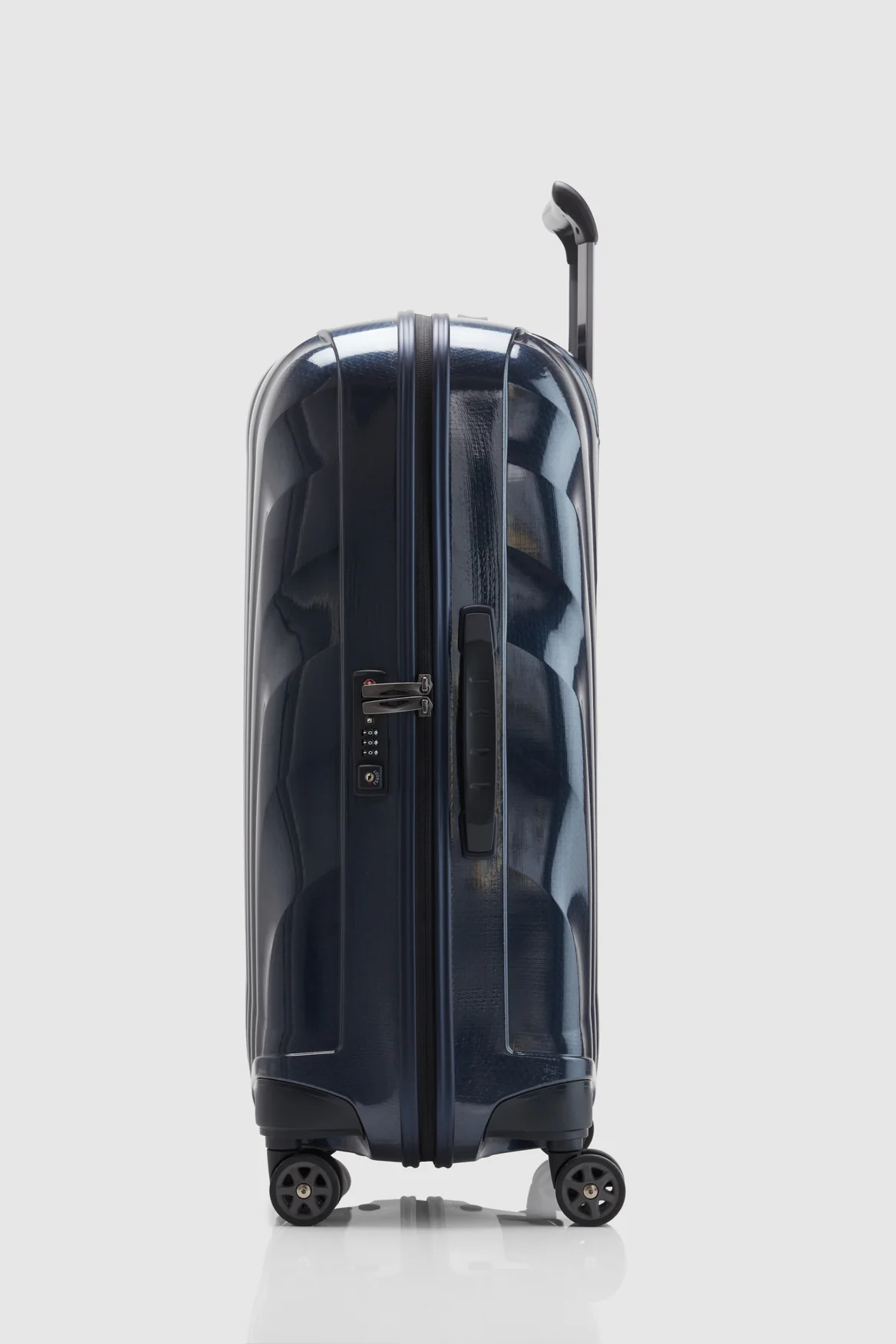 1304-c-lite-check-in-75cm-suitcase-2.webp C-Lite Check-In 75cm Suitcase