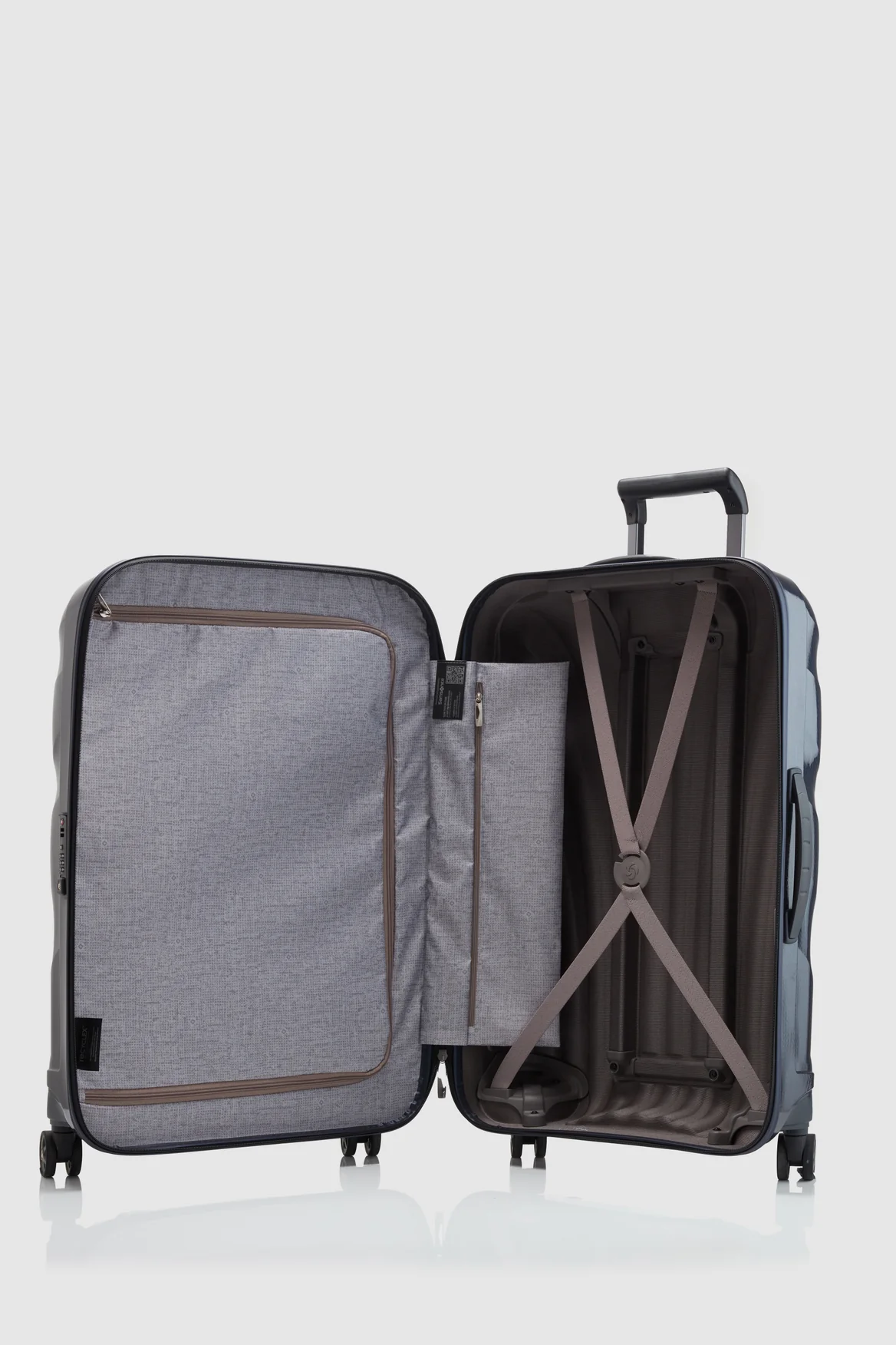 1304-c-lite-check-in-75cm-suitcase-3.webp C-Lite Check-In 75cm Suitcase