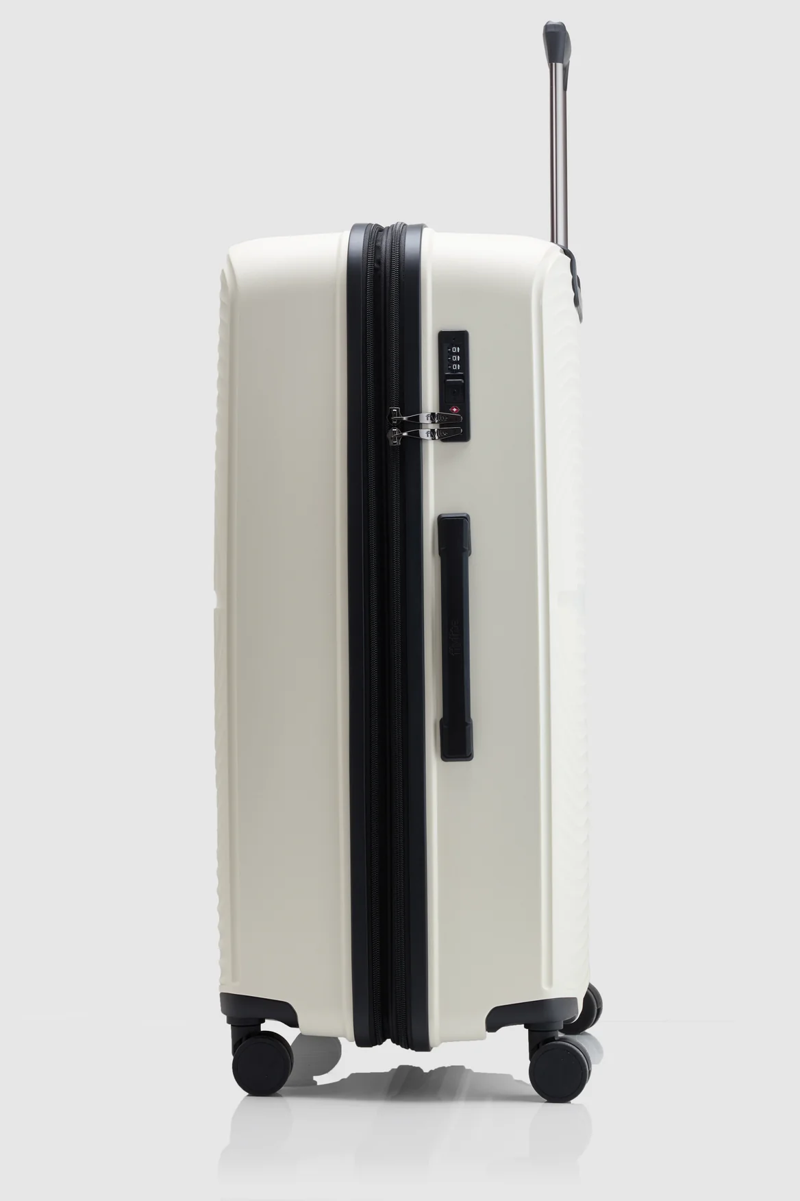 Laurel Check-In 75cm Suitcase