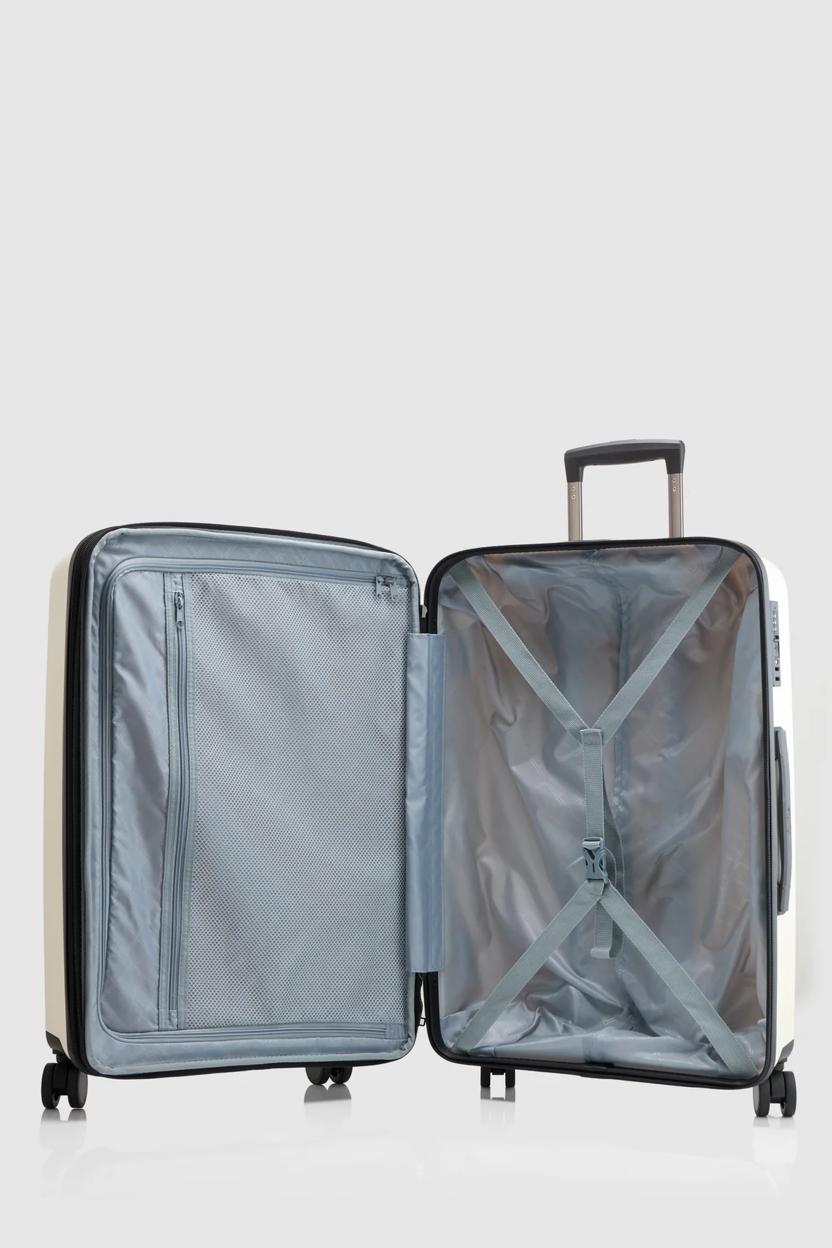 1333-laurel-check-in-65cm-suitcase-3.webp Laurel Check-In 65cm Suitcase
