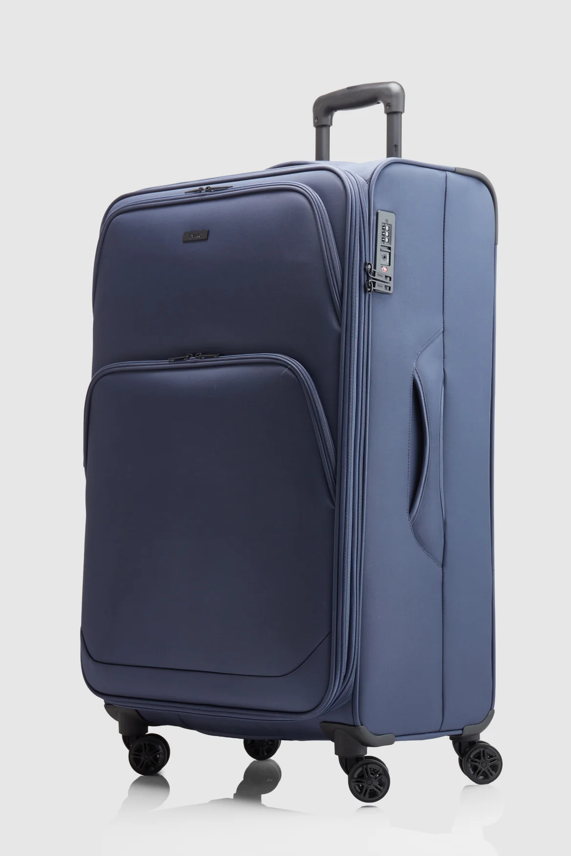 Cedar Check-In 81cm Suitcase