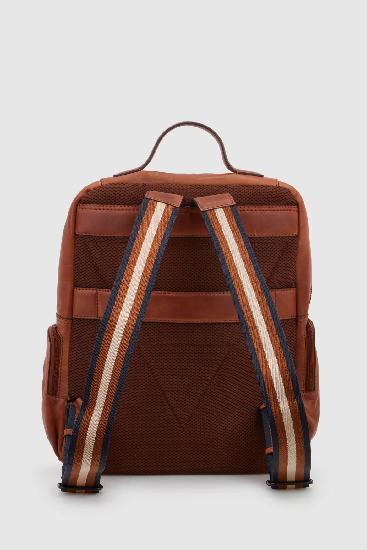 1381-lucas-leather-large-backpack-2.webp Lucas Leather Large Backpack