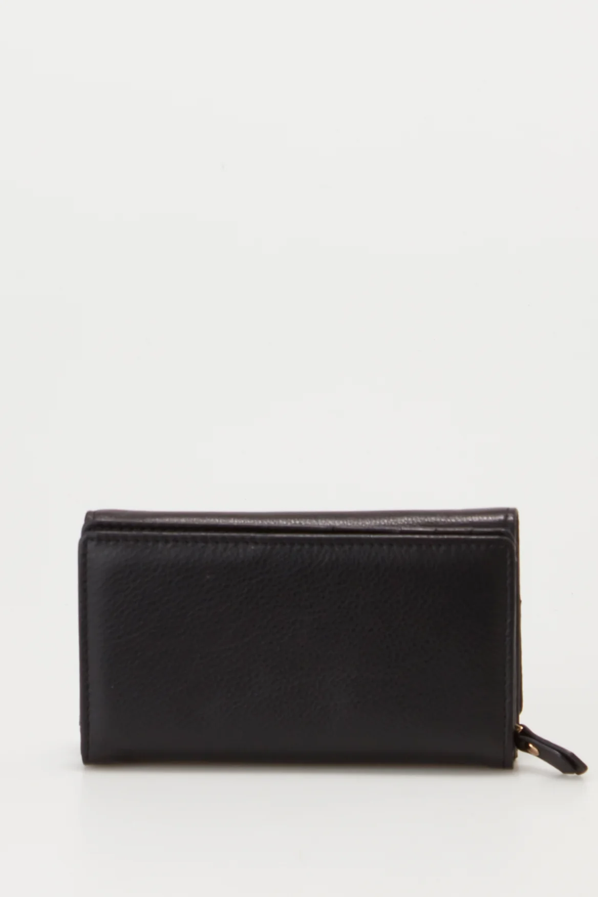 1437-leather-medium-trifold-wallet-4.webp Leather Medium Trifold Wallet