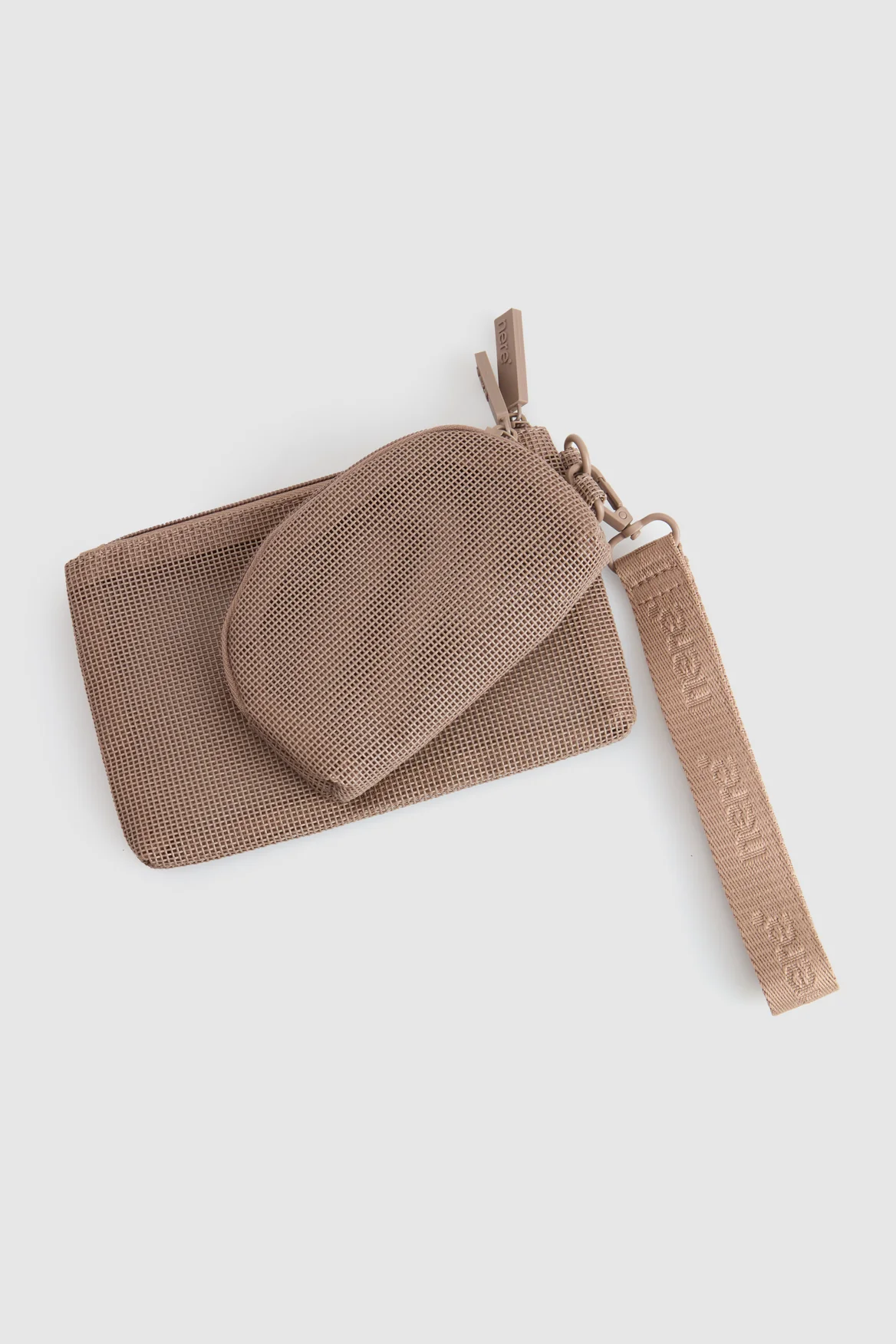 144-beach-mesh-tote-bag-6.webp Beach Mesh Tote Bag