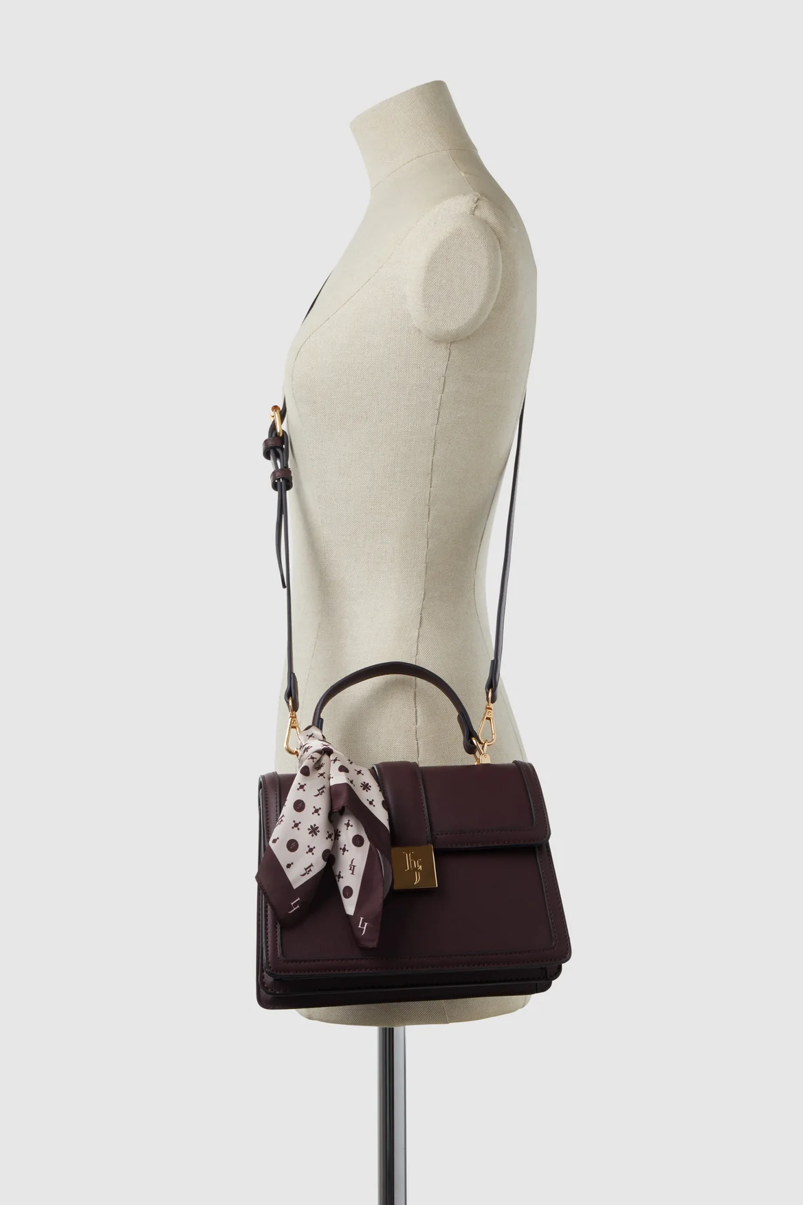 1460-scarf-top-handle-bag-4.webp Scarf Top Handle Bag