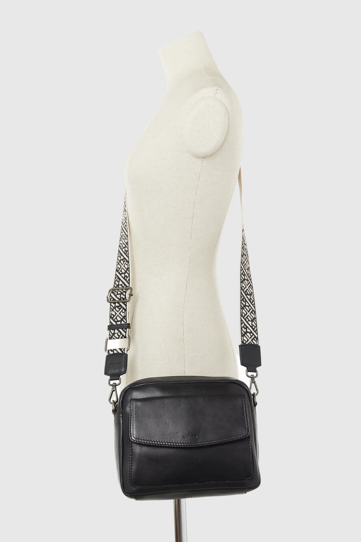 1470-pia-leather-crossbody-bag-4.webp Pia Leather Crossbody Bag