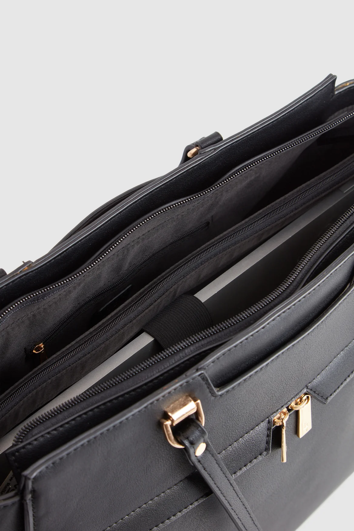 1497-3-compartment-crossbody-bag-6.webp 3 Compartment Crossbody Bag