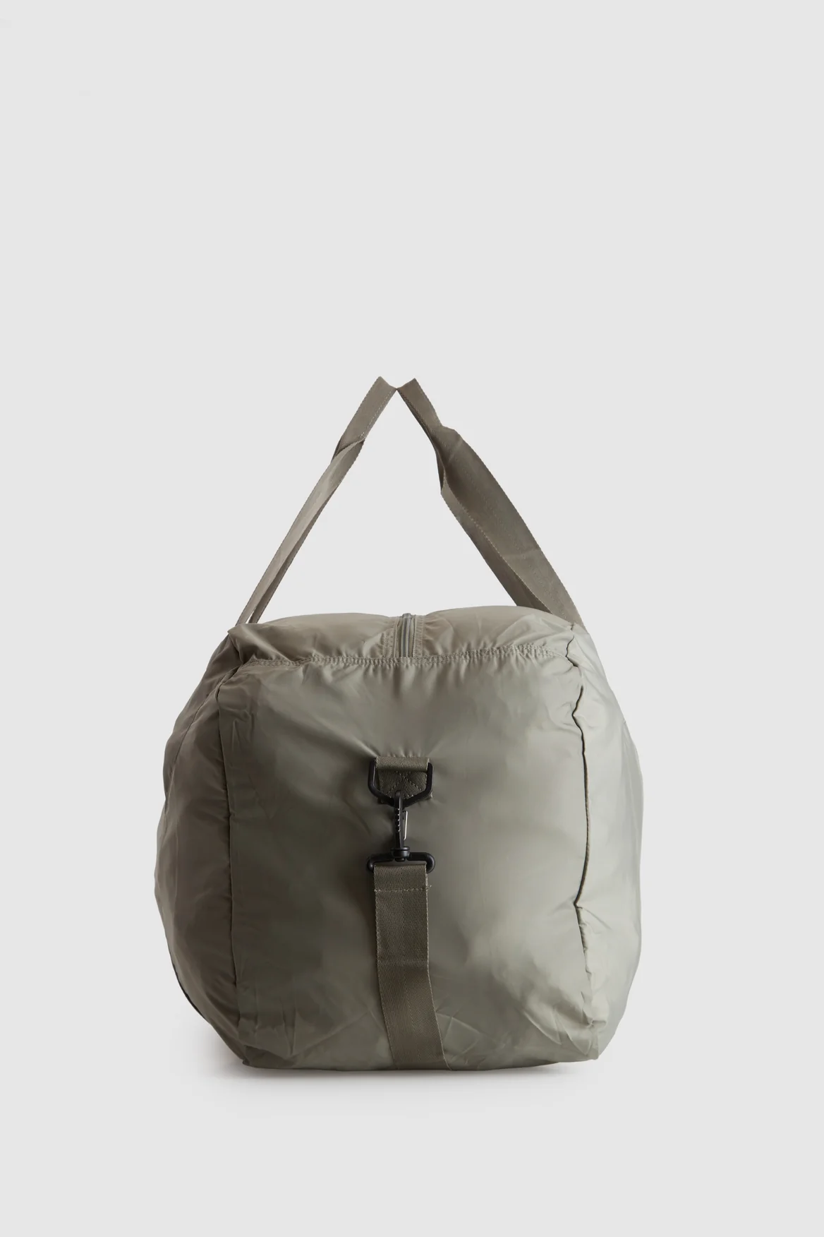 1556-fold-up-travel-duffle-bag-3.webp Fold Up Travel Duffle Bag