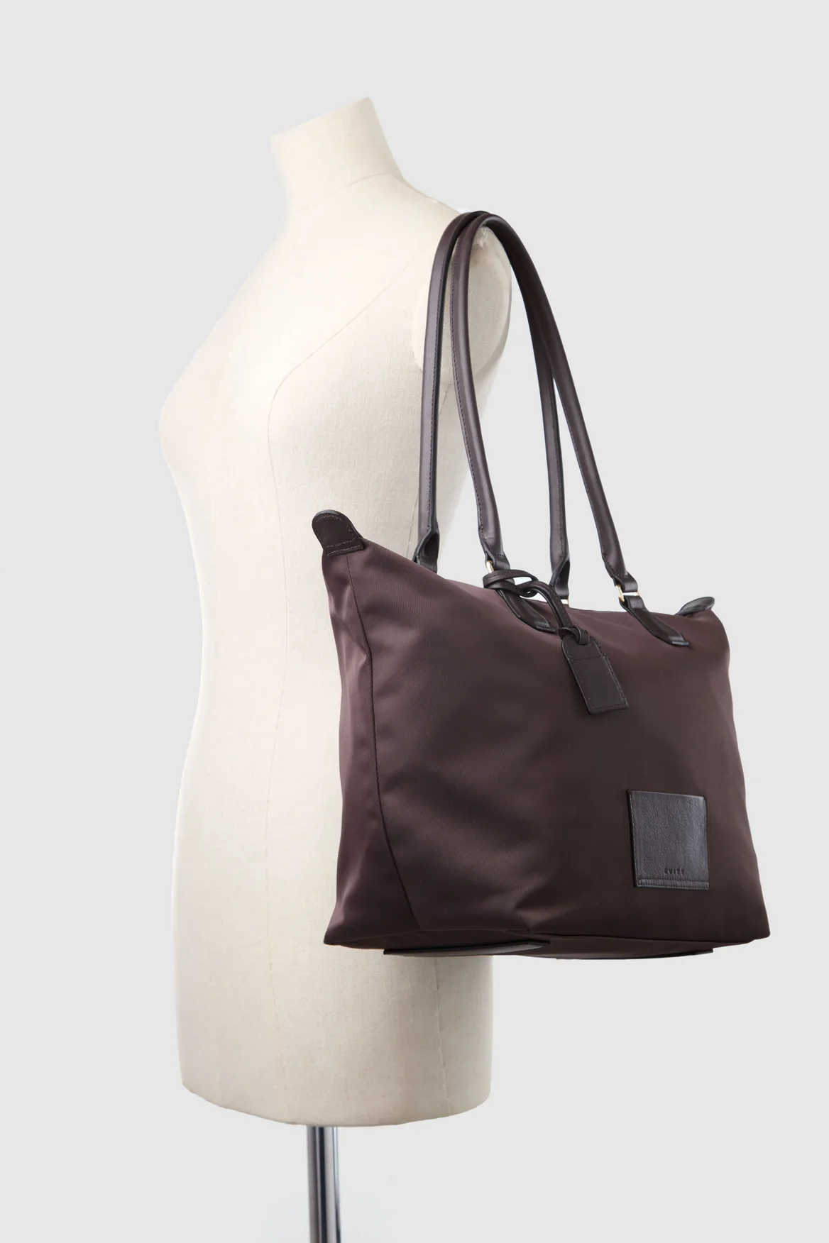 1593-noosa-leather-trim-tote-bag-5.webp Noosa Leather Trim Tote Bag
