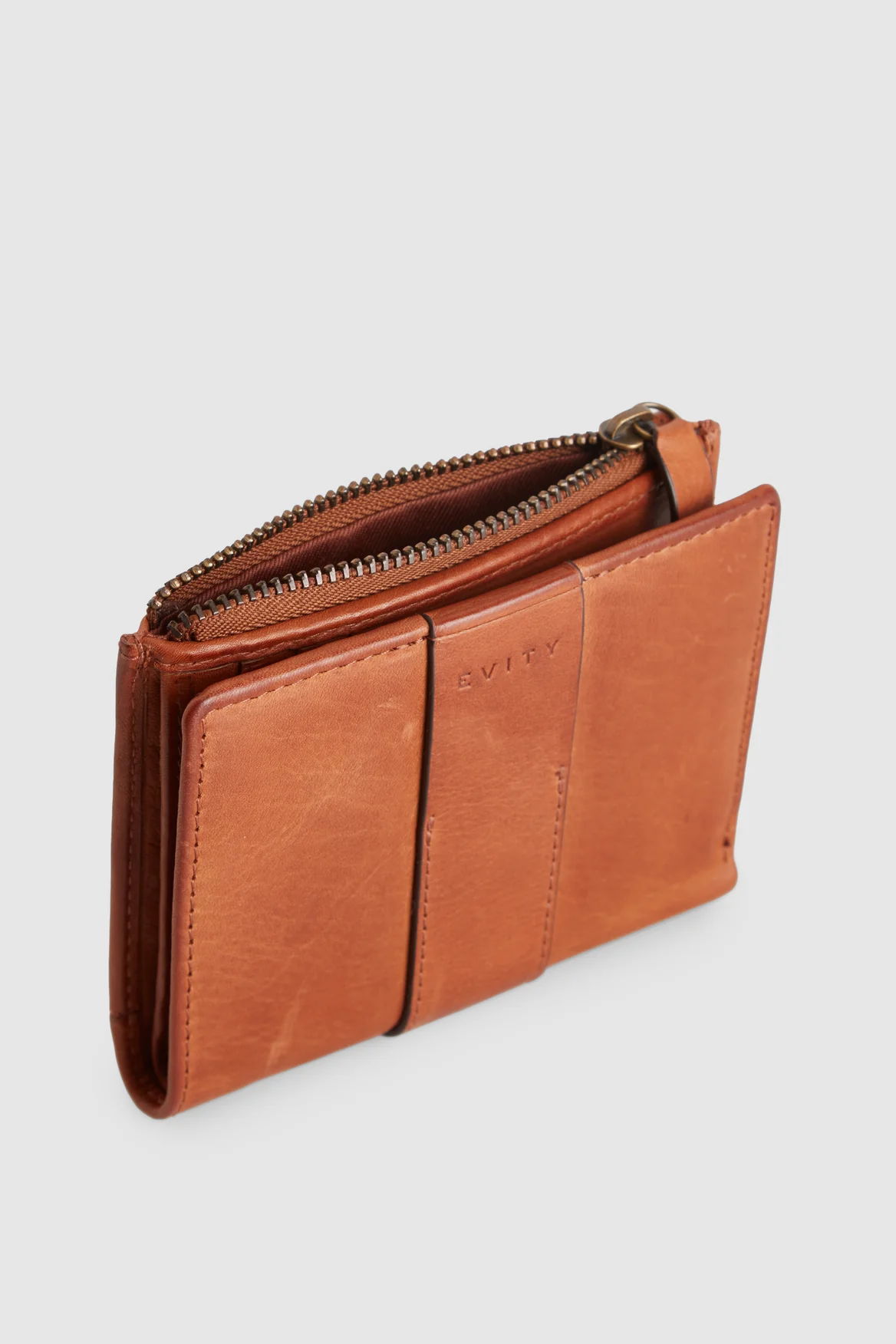 1624-ivy-leather-small-wallet-4.webp Ivy Leather Small Wallet