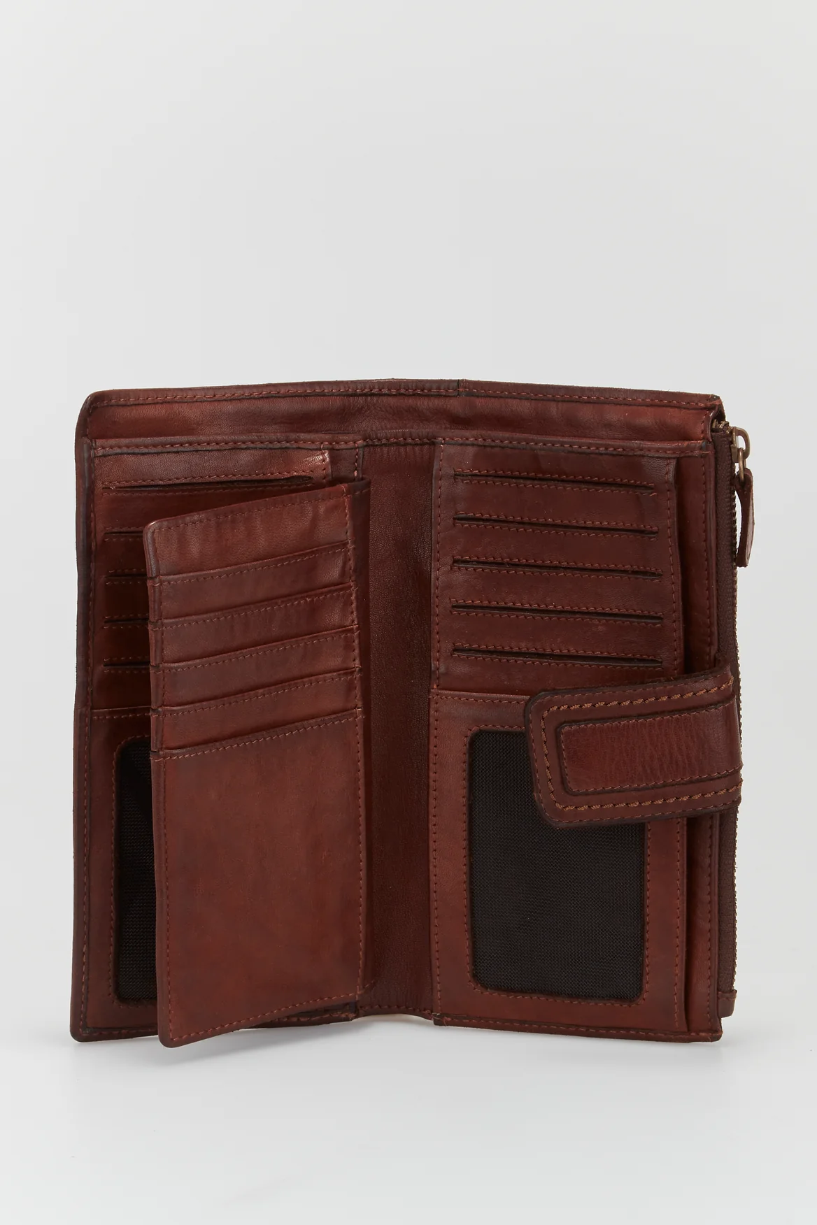 1634-esme-leather-large-wallet-4.webp Esme Leather Large Wallet