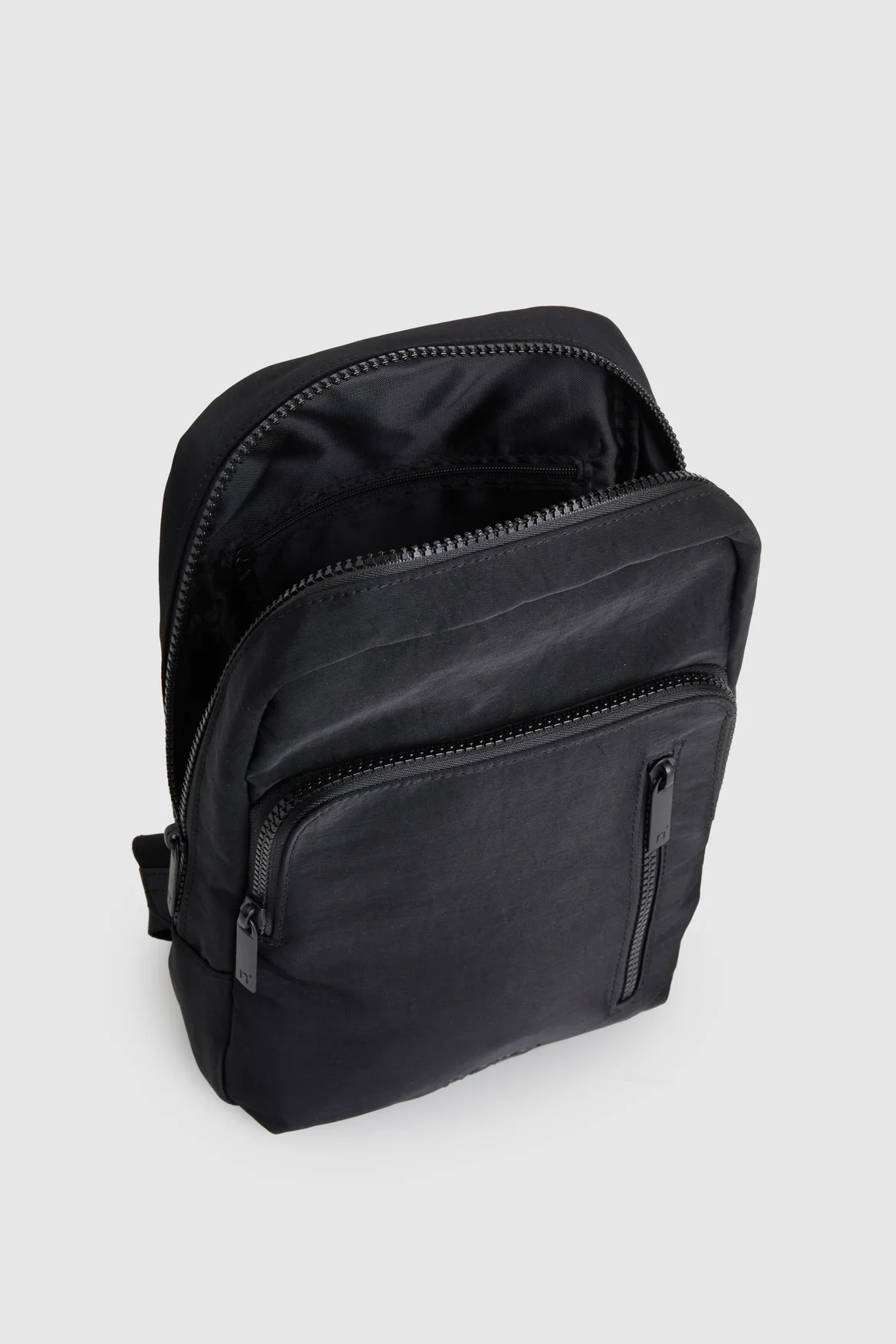 1682-bondi-nylon-sling-backpack-3.webp Bondi Nylon Sling Backpack