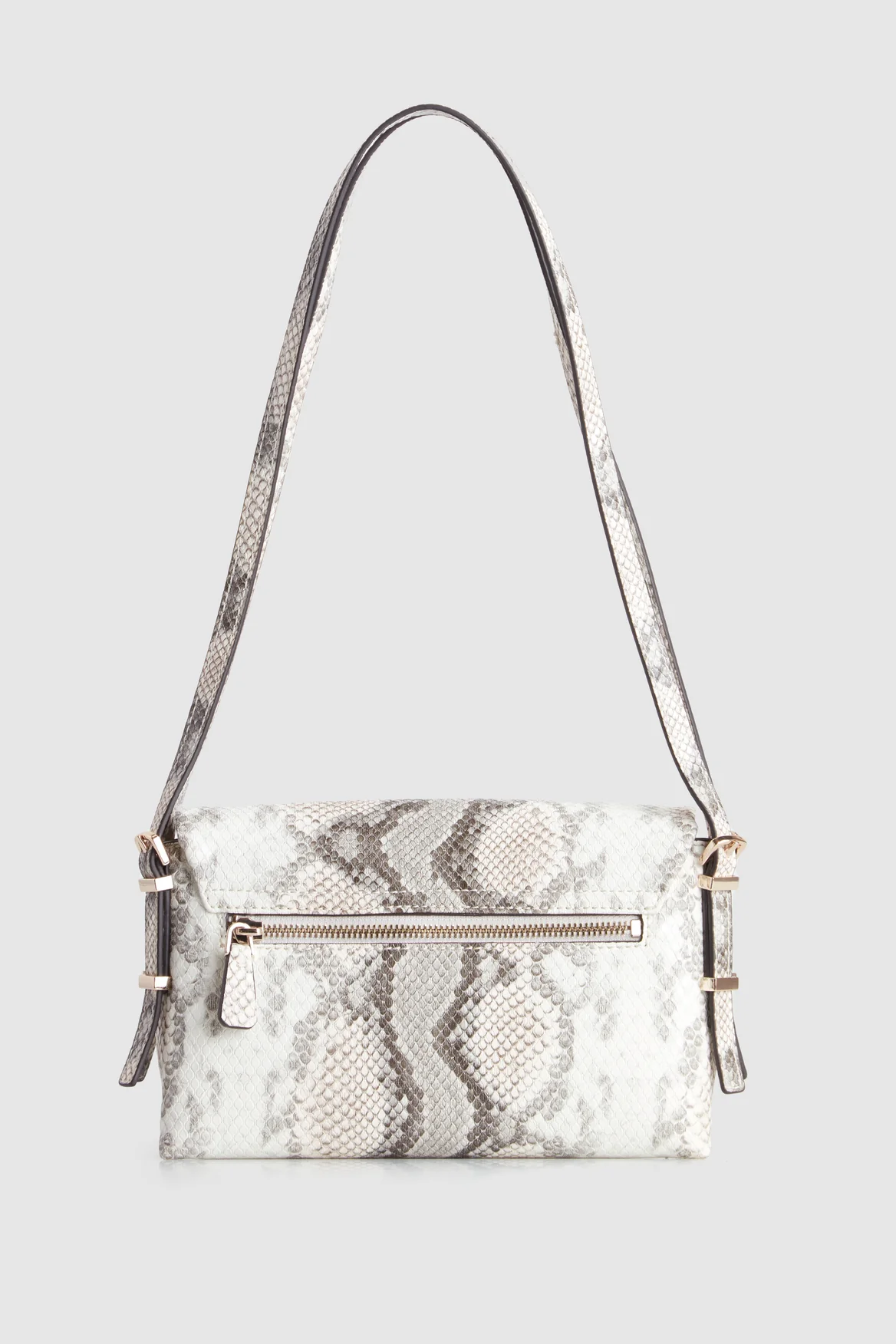 1692-lefia-flap-shoulder-bag-3.webp Lefia Flap Shoulder Bag