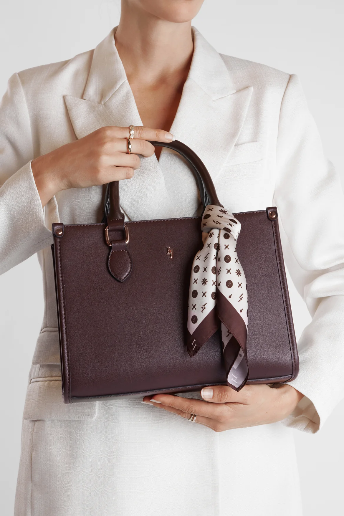 1726-small-tote-bag-with-scarf-7.webp Small Tote Bag With Scarf