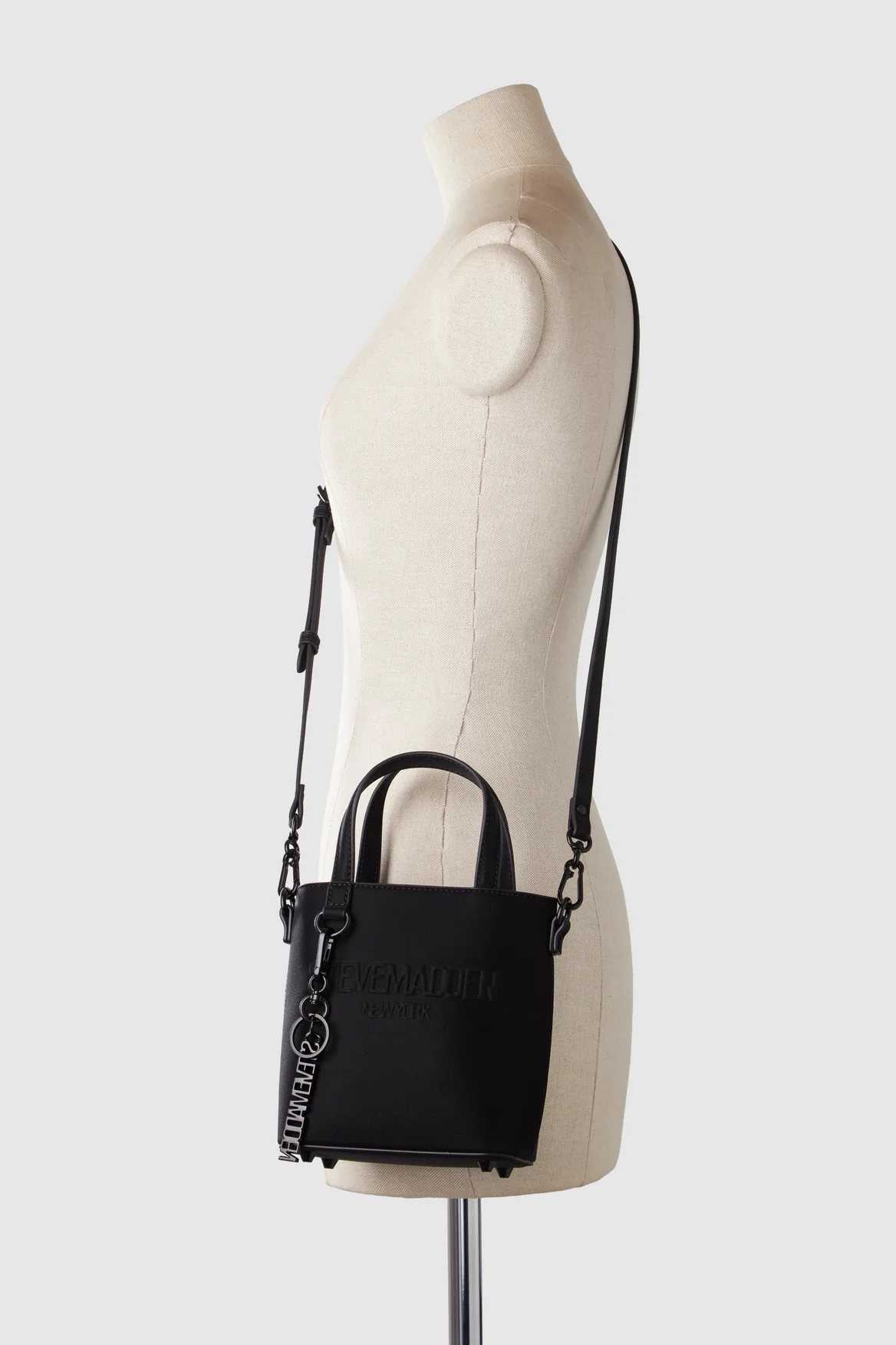 1750-riggy-tote-bag-5.webp Riggy Tote Bag