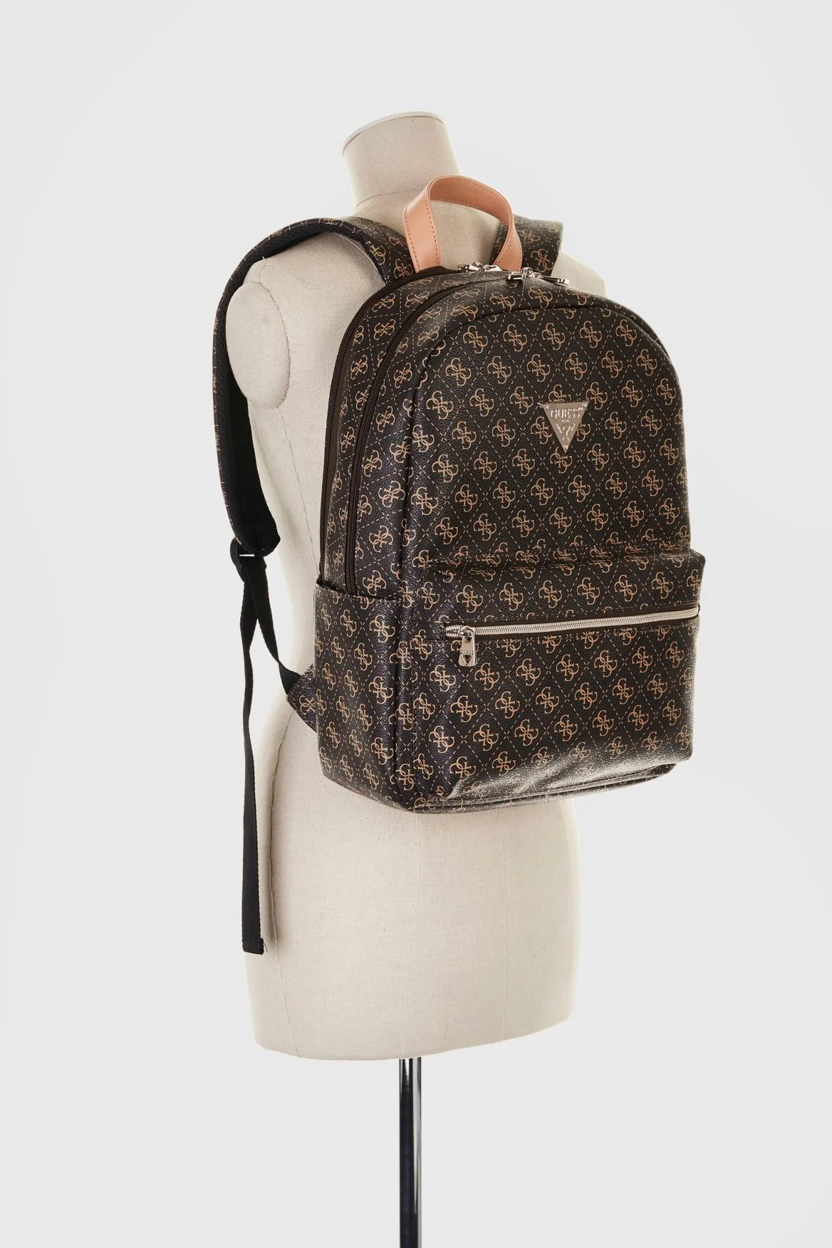 1762-logo-affair-travel-back-pack-4.webp Logo Affair Travel Back Pack