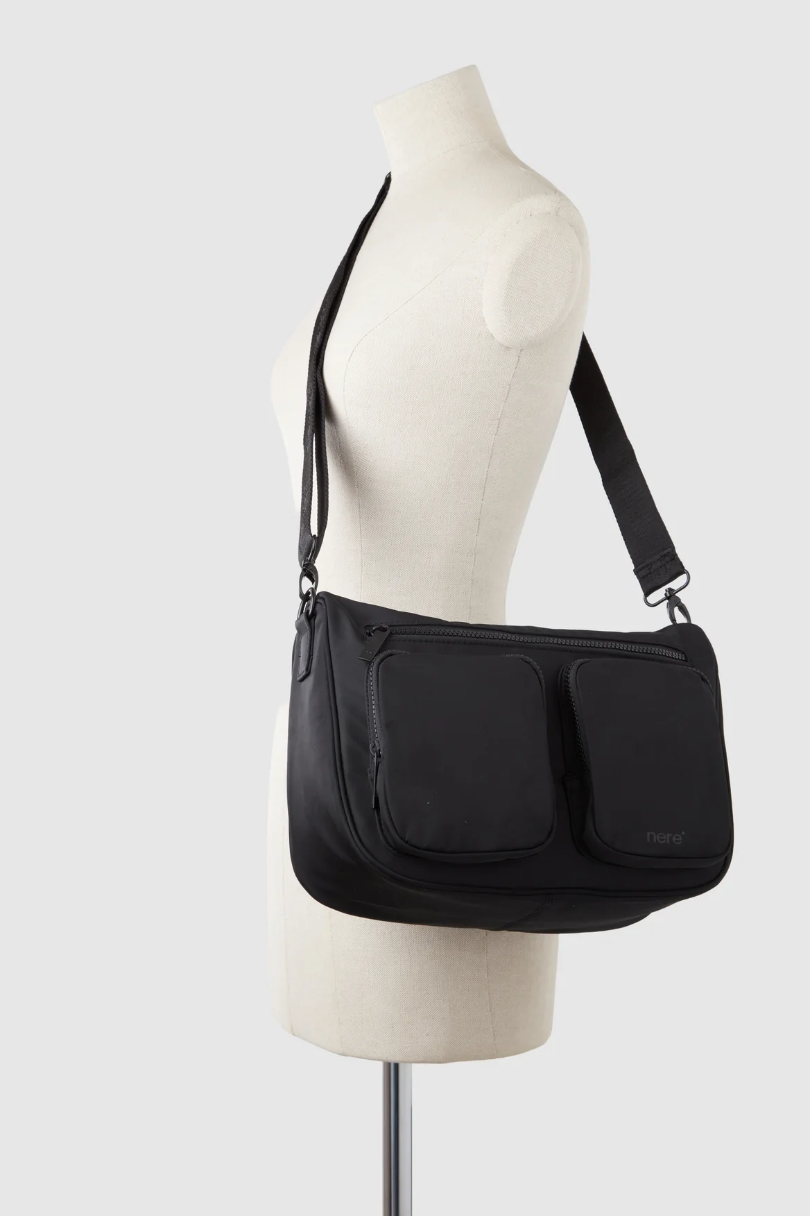 1772-seeker-messenger-bag-5.webp Seeker Messenger Bag