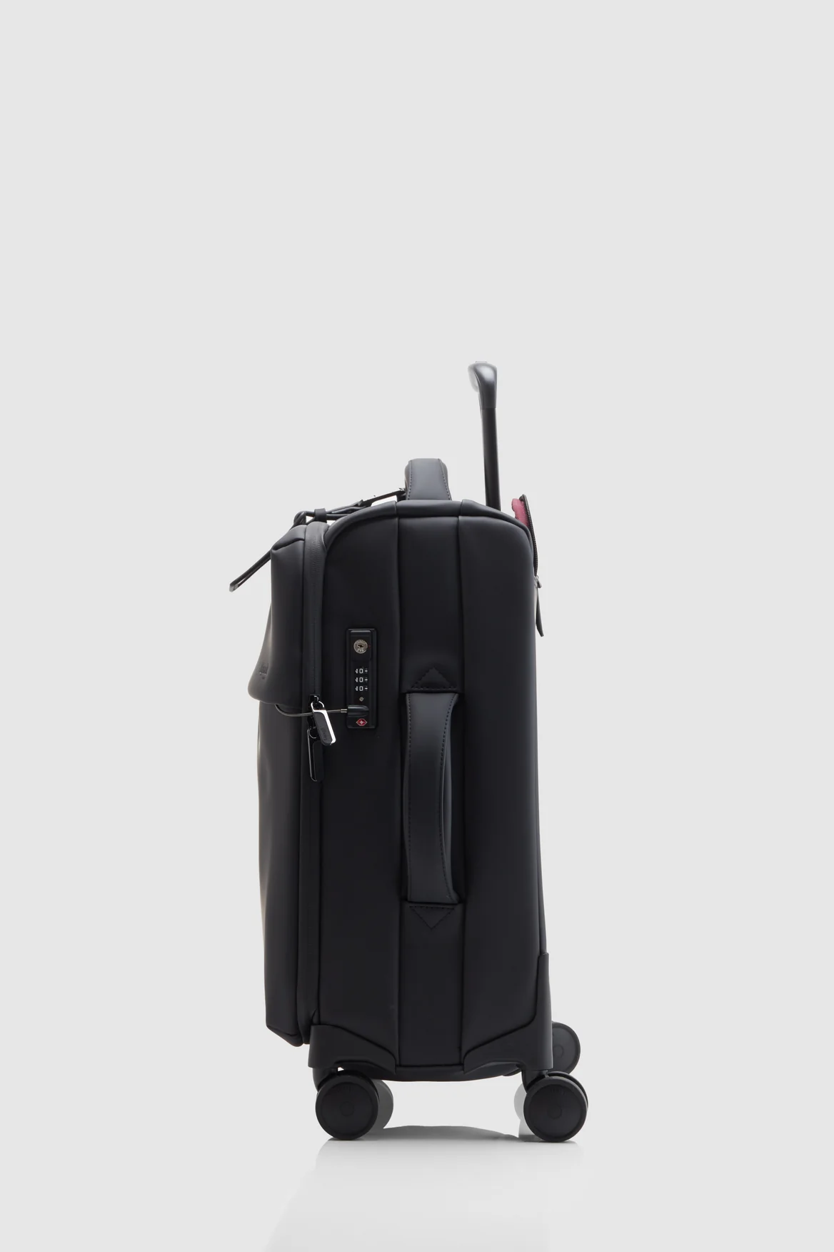 Berlin Cabin 2.0 Suitcase