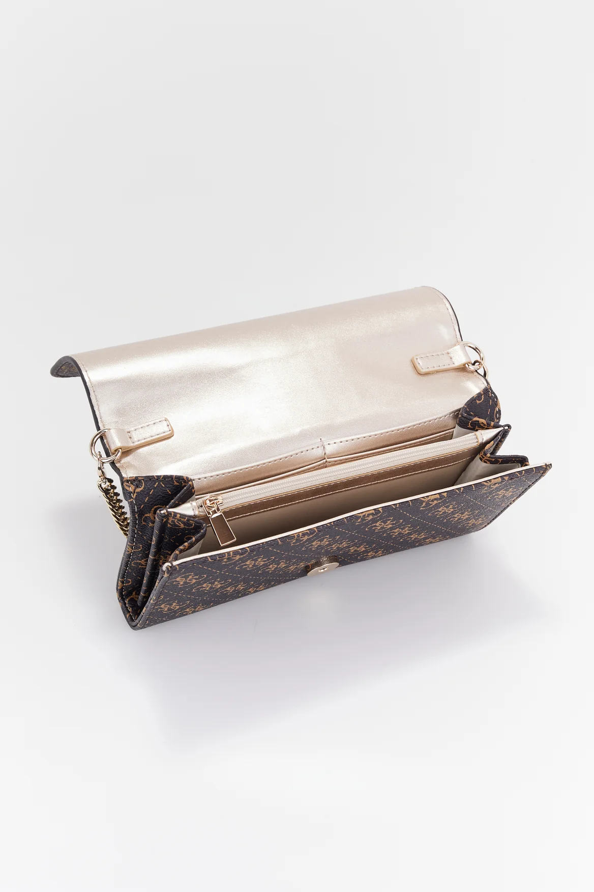 1851-kasinta-wallet-on-a-string-3.webp Kasinta Wallet On A String