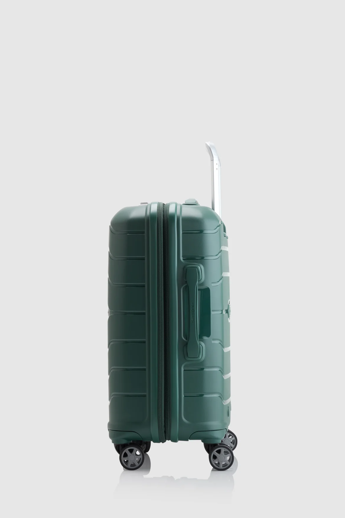 Oc2lite Carry-On 55cm Suitcase