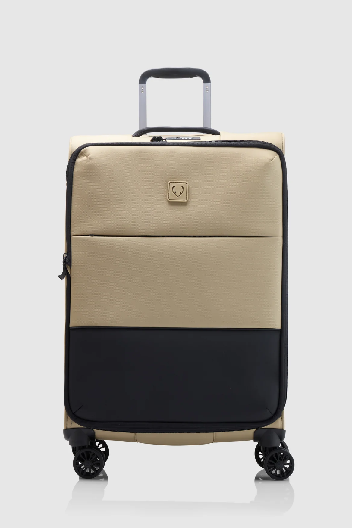 21-soft-stripe-2-0-69cm-suitcase-4.webp Soft Stripe 2.0 69cm Suitcase