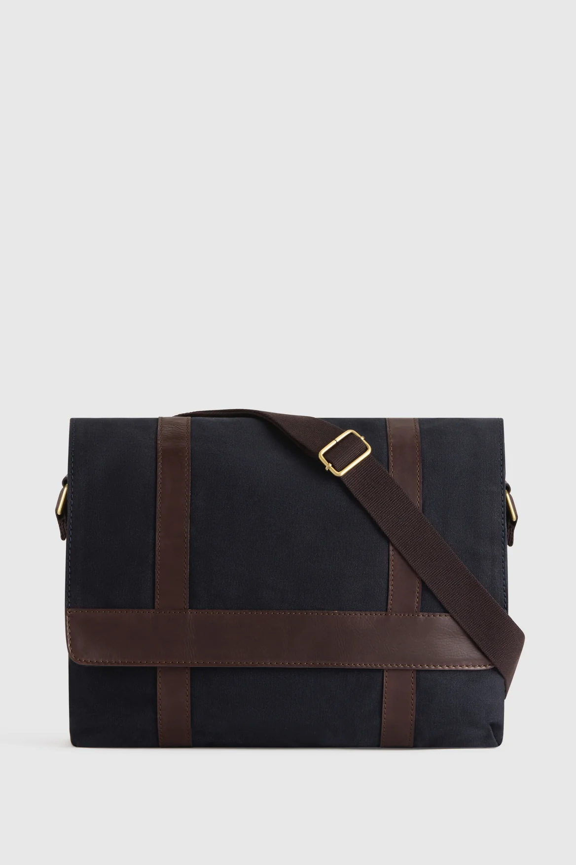 242-noah-canvas-lea-trim-ew-satchel-1.webp Noah Canvas/Lea Trim EW Satchel