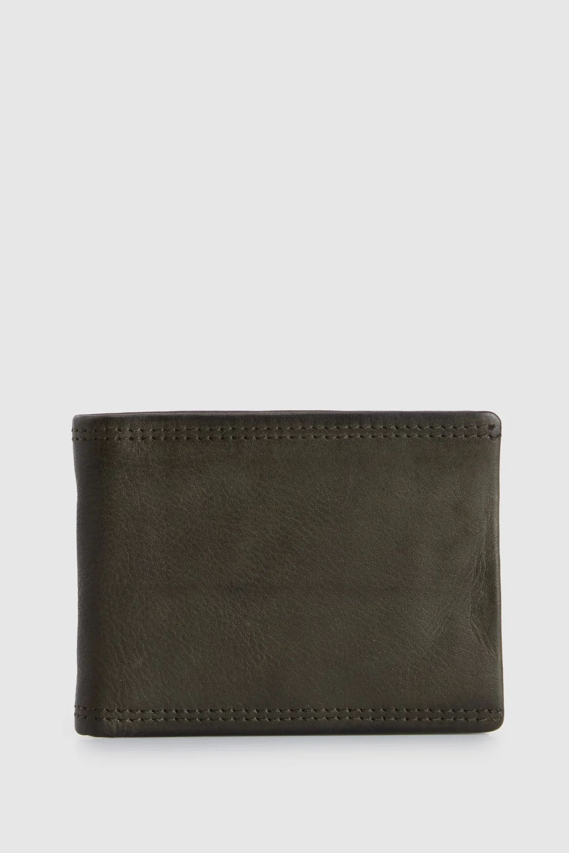 251-leather-bifold-wallet-1.webp Leather Bifold Wallet