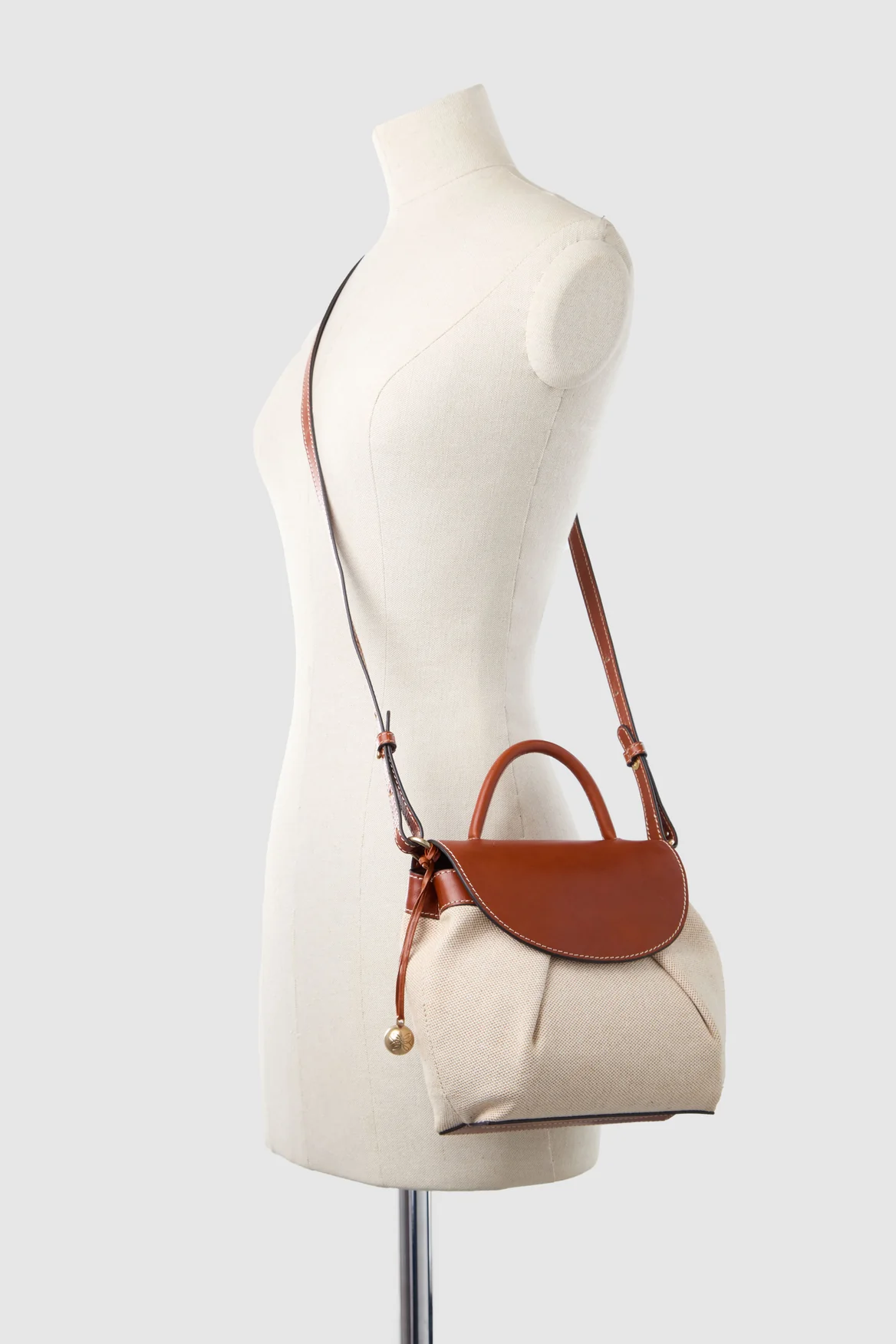 333-alana-leather-canvas-crossbody-bag-5.webp Alana Leather Canvas Crossbody Bag