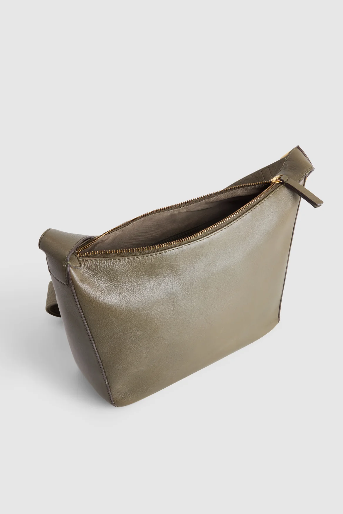 373-charli-leather-crossbody-bag-5.webp Charli Leather Crossbody Bag