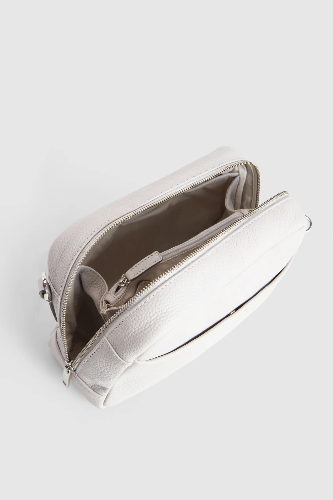 374-grace-leather-crossbody-bag-5.webp Grace Leather Crossbody Bag