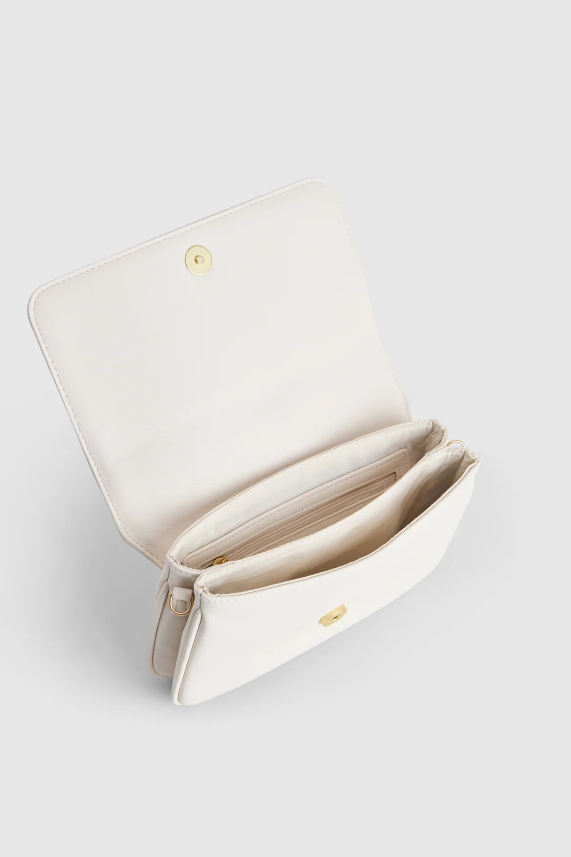 405-straw-crossbody-bag-4.webp Straw Crossbody Bag
