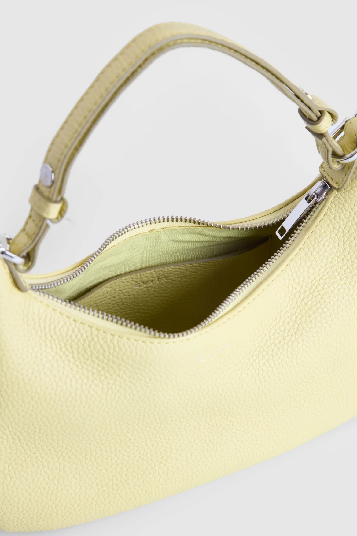 437-grace-leather-shoulder-bag-4.webp Grace Leather Shoulder Bag