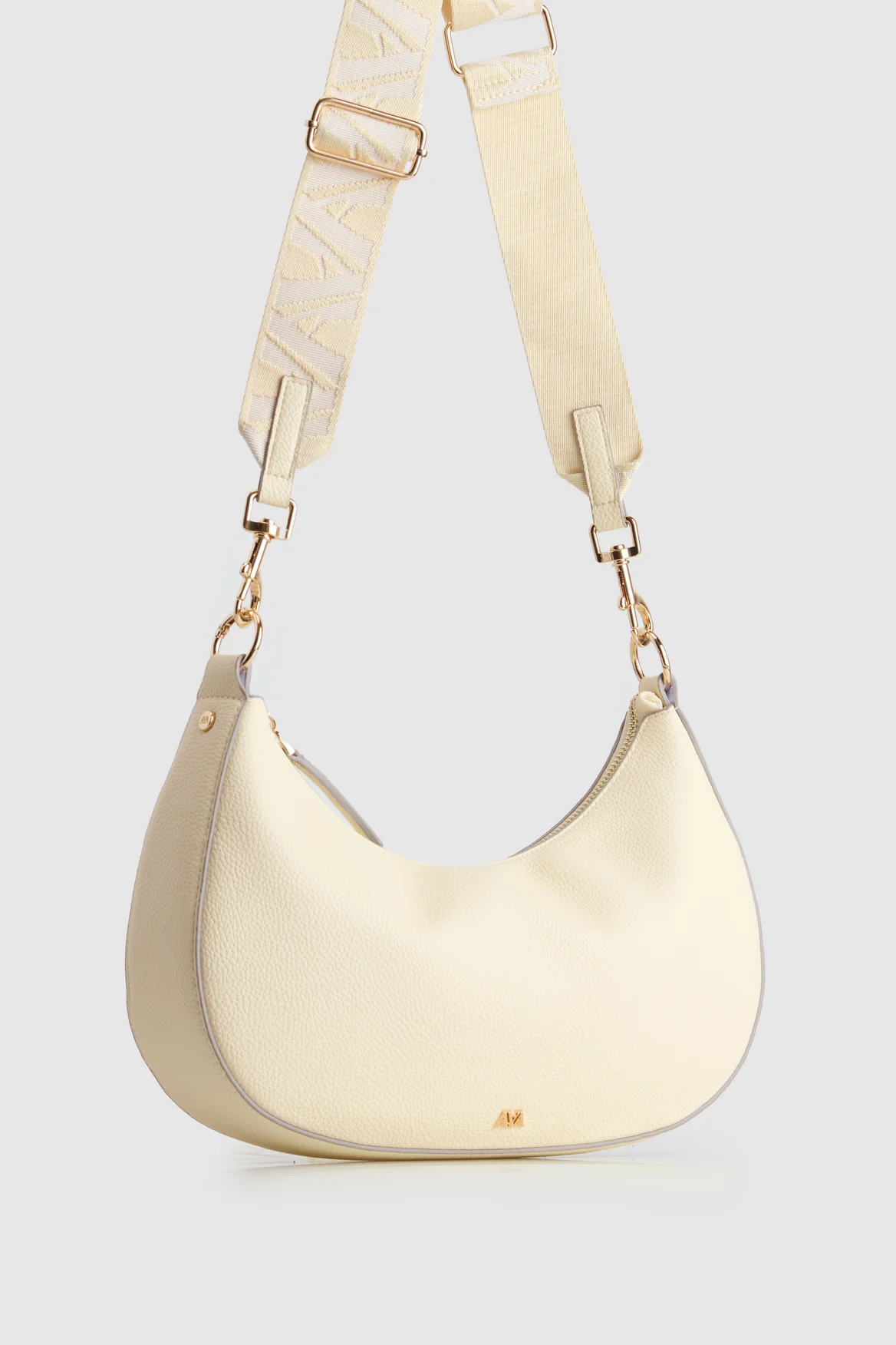 Juni Curved Shoulder Bag